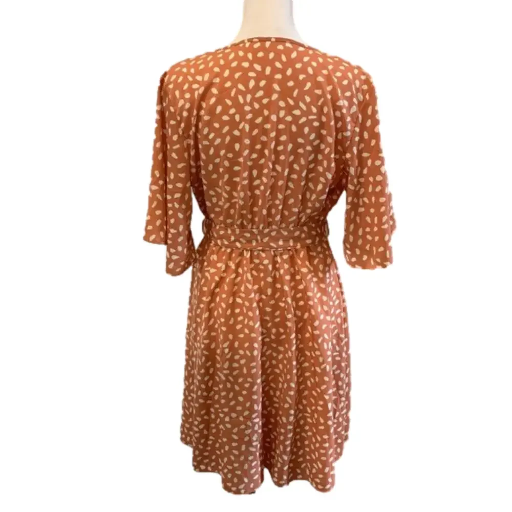 Spring time Dress Coral/Cream w/ belt flared sleeves, matching belt, V- neck MED - Picture 3 of 8